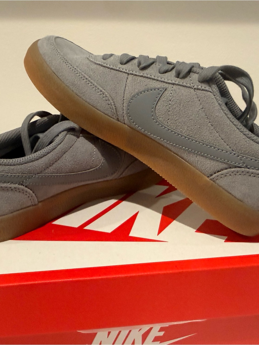 Nike Killshot 2 GS Unisex Low-Top Sneakers Gray Suede Lace Up 5Y / 37.5 EUR